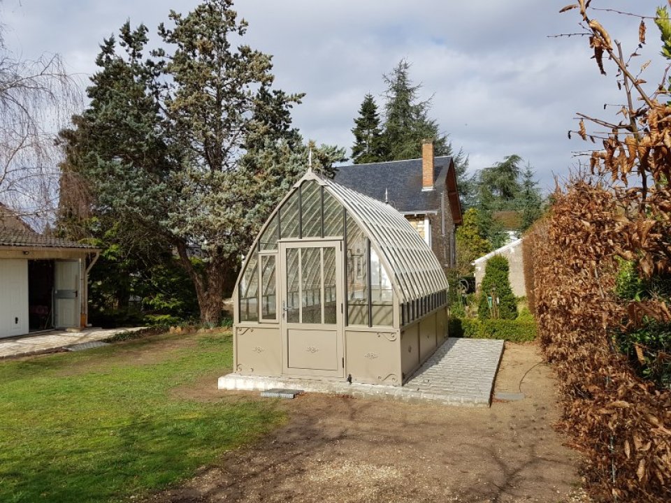 Pose d'une serre Eugénie à Vierzon (18) vue 1