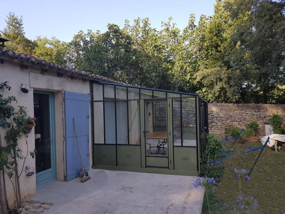 Installation d'une serre adossée - Uzès (30 - Gard) vue 1