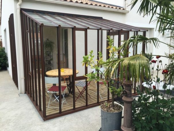 Serre de jardin à l'ancienne adossée - Structure aluminium - Hortense Classique (Vue 0)