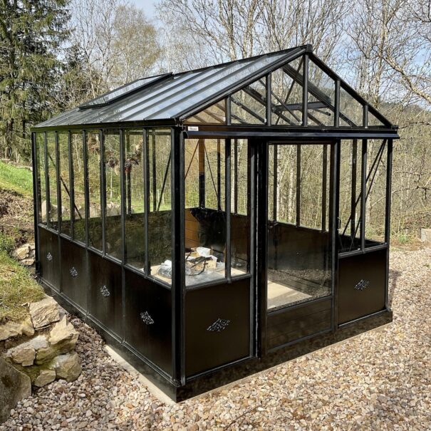 Serre de jardin victorienne autonome soubassement - Structure aluminium - Euro Maxi Retro Victorian (Vue 12)
