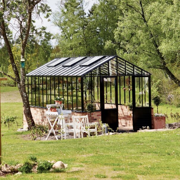 Verrière anglaise double pente sur muret - Structure aluminium - Euro Gothic Victorian (Vue 8)