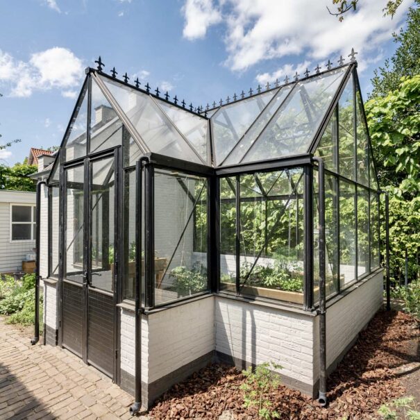 Pavillon de culture au style victorien sur muret - Structure aluminium - Victorian Mur Victorian (Vue 5)
