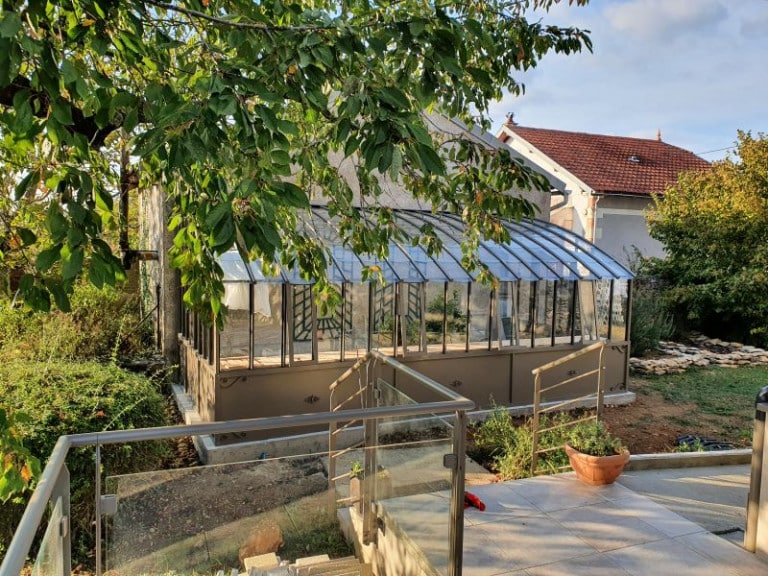 Conception d'une serre à l'ancienne en aluminium - Montreuil Bellay (49 - Maine et Loire) vue 3