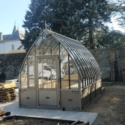 Installation d’une serre à l’ancienne avec soubassement- TASSIN (69 – RHONE)