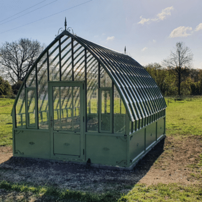 Installation d’une serre à l’ancienne – LE PLESSIS GRAMMOIRE (49 – MAINE et LOIRE)