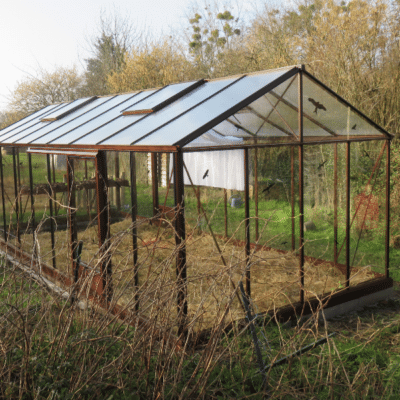 Réalisation d’une serre décorative – PLEUGUENEUC (35  – ILLE ET VILAINE)