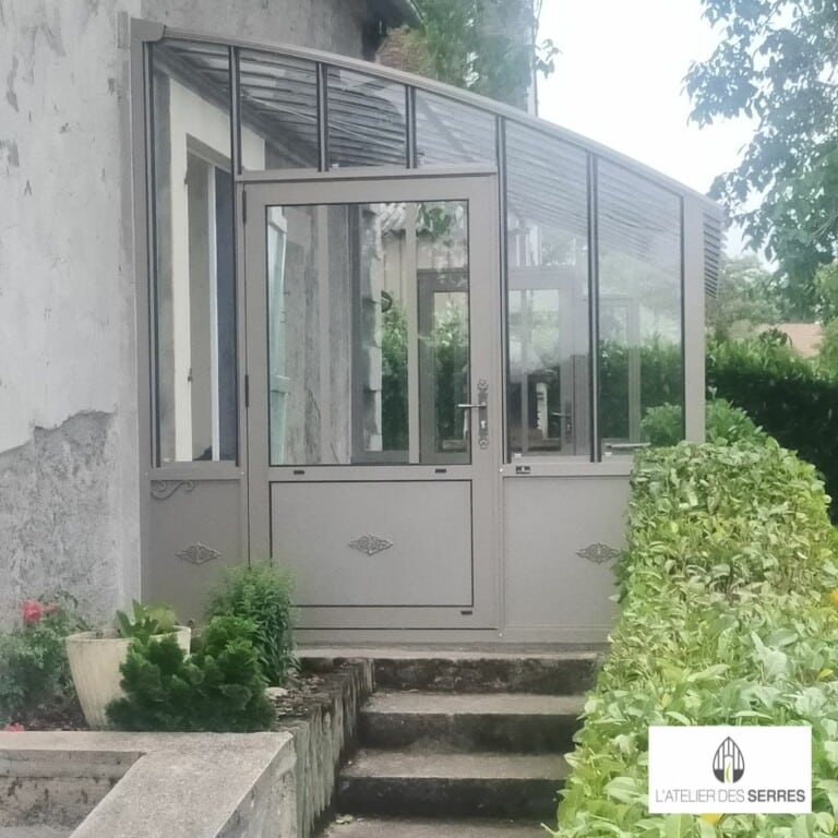 Montage d'une serre à l'ancienne avec soubassement - Champallement (58 - Nièvre)