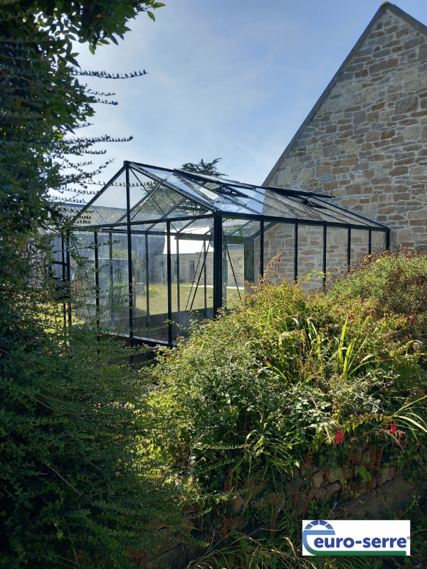Projet d'une serre de jardin victorienne autonome soubassement - Structure aluminium - Trebeurden (22-Côtes-d'Armor) Vue 5