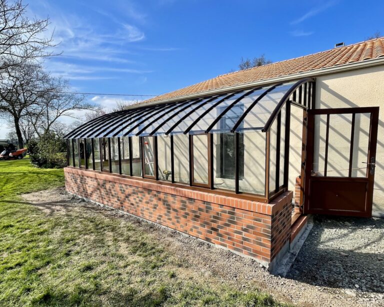 Serre à l'ancienne sur muret - Aluminium - Éléonore Sur muret - Torfou - (Vue 2)