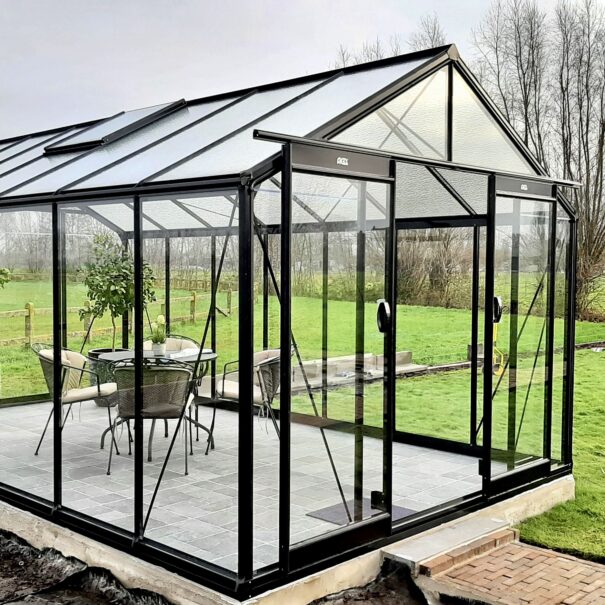 Serre de culture en verre - Double pente - Structure aluminium - ACD Parois droites (Vue 1)