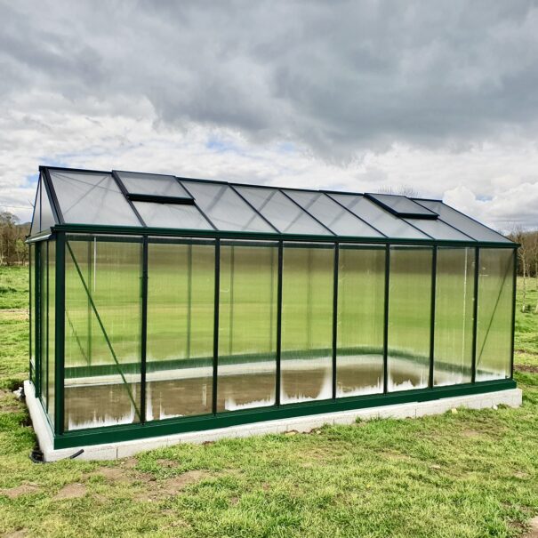 Serre gothique autonome en polycarbonate - Structure aluminium - Euro Maxi Victorian Polycarbonate (Vue 0)