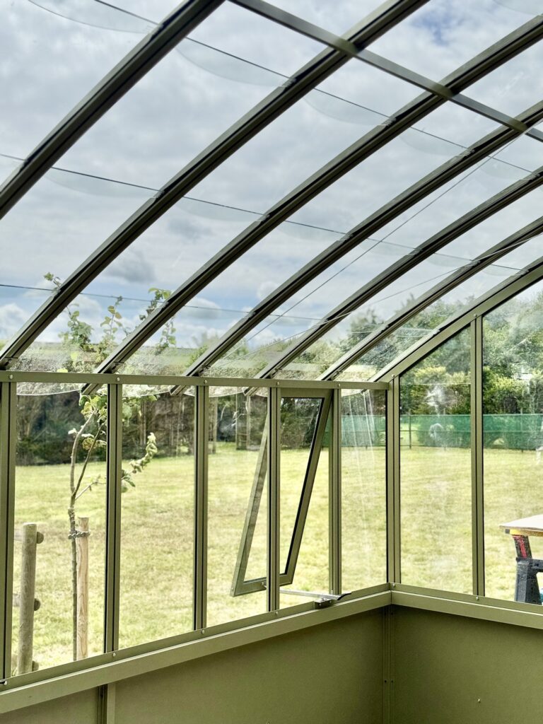 Serre à l'ancienne adossée Éléonore - Vert Jonc - Gatteville Le Phare dans la Manche (50)
